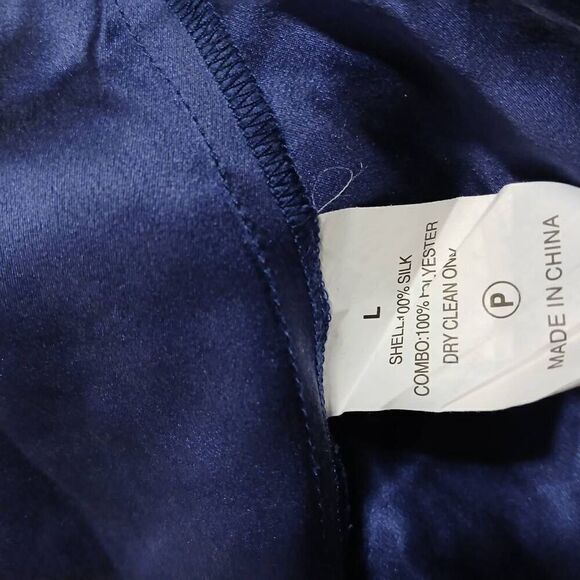 Marie Oliver 100% Silk Blue Cut-Out Top Size Large - Picture 9 of 9